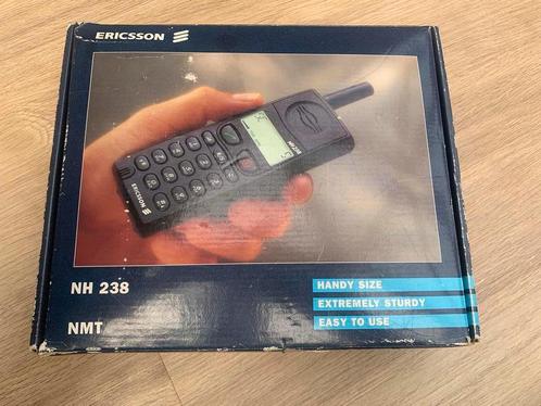 Ericsson NH 238 mobiele telefoon Retro