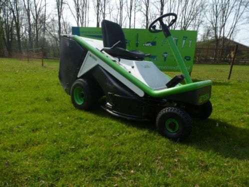 Etesia Bahia Hydrostaat,achtervanger,nette machine 