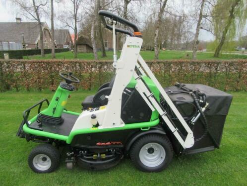 ETESIA zitmaaier (124 DX, 23 pk DIESEL, 4WD, 2017, 135 uur)