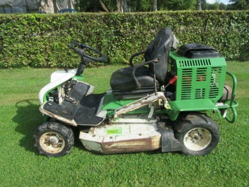 ETESIA zitmaaier (type Attila 95, 18 pk V-TWin, allesmaaier)