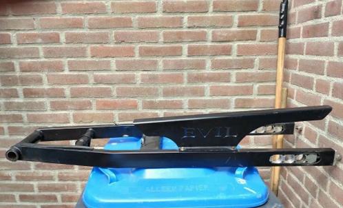 Evil swingarm achterbrug Gsxr 1000