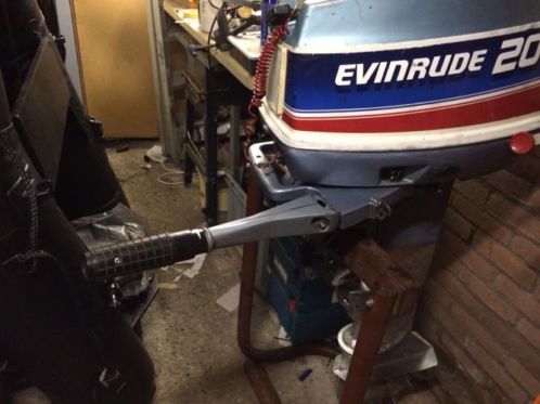 Evinrude 20 pk langstaart.loopt niet meer, geen vonk