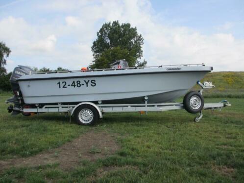 Ex-politieboot te koop