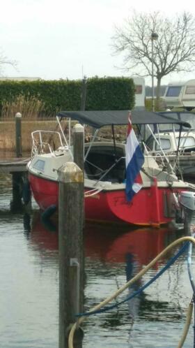 Ex zeilboot met super Honda 8 pk motor boot 7 meter lang bel