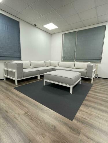 Exclusieve Falain loungeset met sunbrella kussens