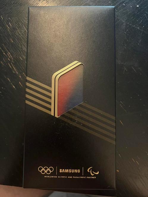 Exclusive Galaxy Z Flip6 Olympic Edition Paris 2024