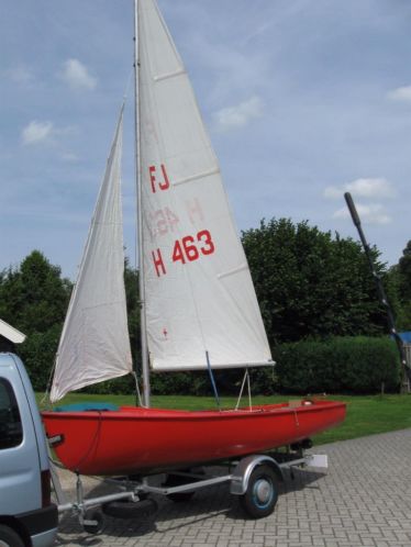 F J ,(Flying Junior) met trailer, compleet