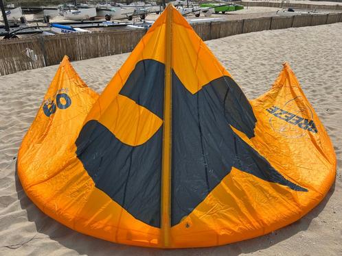 F-one Breeze V3, 9m kite only  699,-