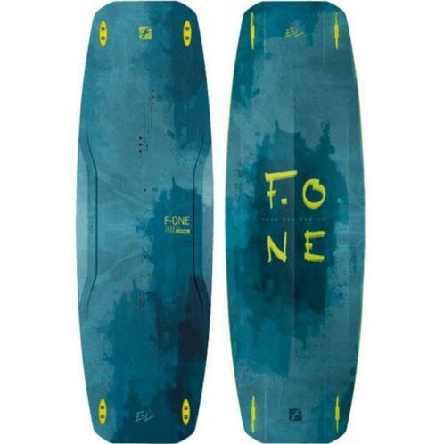 F-One trax ESL kiteboard inclusief Vins and Handle NEW134CM
