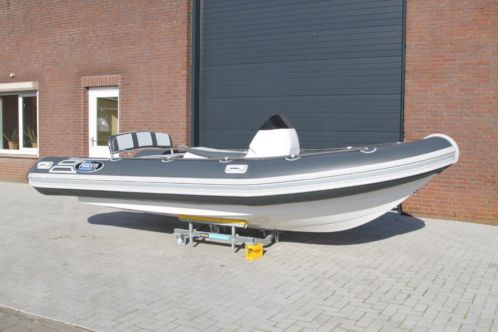 Falcon 520 RIB  Kalf trailer