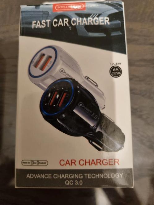 Fast car charger.  Mobiele lader usb