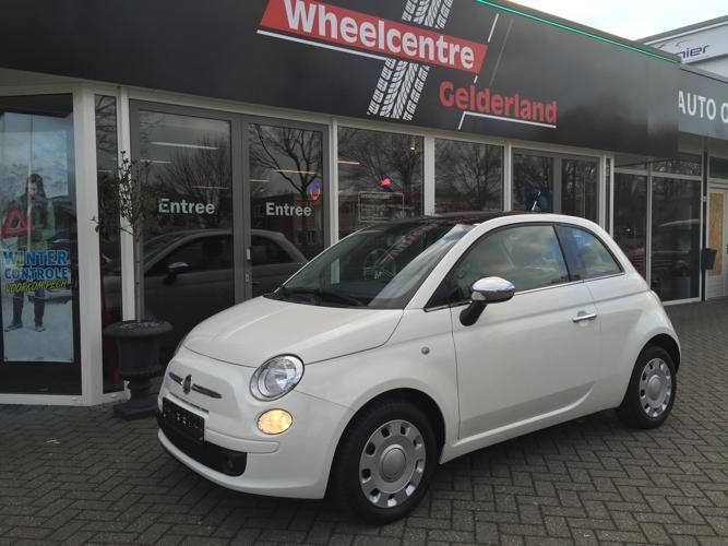 Fiat 500 1.2 Lounge 2009 Wit Airco Panoramadak PDC NAVI MP3