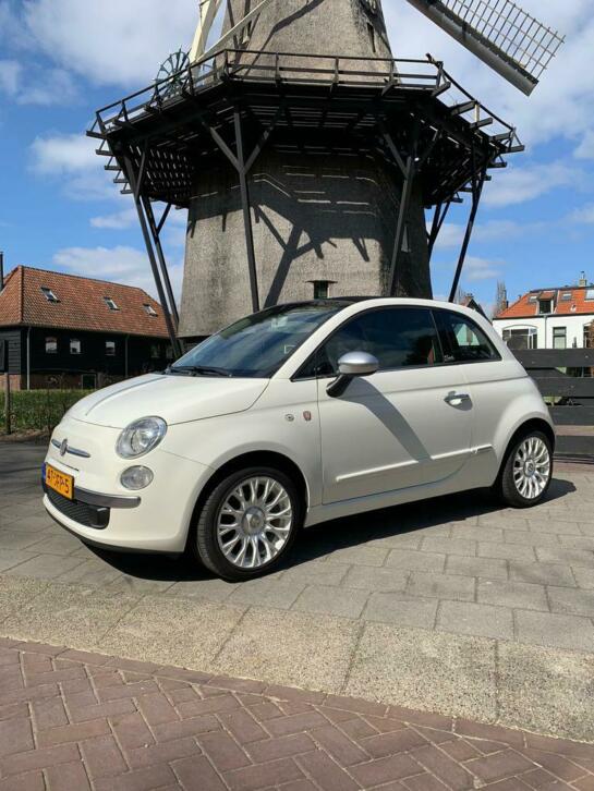 Fiat 500 C TwinAir Turbo by Gucci Cabrio