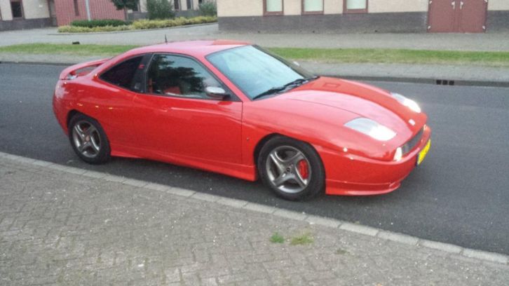 Fiat Coupe 2.0 20V Turbo 1998 Rood Limited edition nr 810