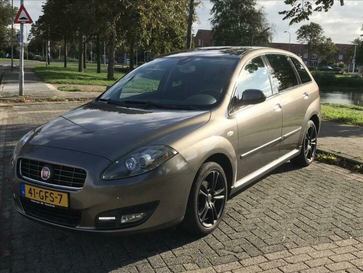 Fiat Croma 1.8 16V super netjes met complete historie