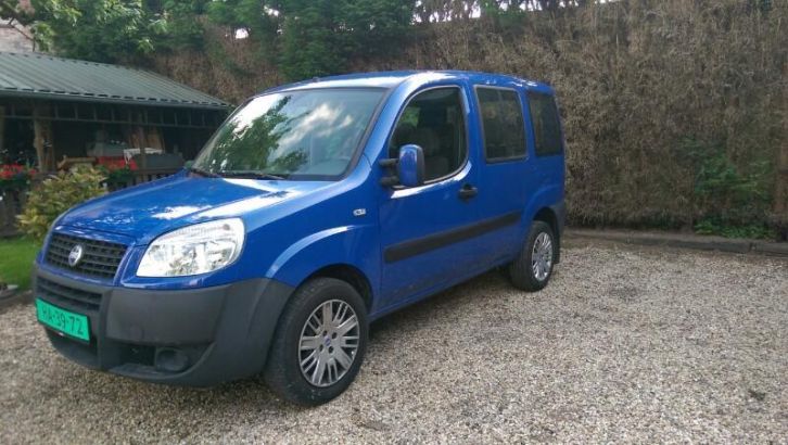 Fiat Doblo 1.4 2006 Blauw