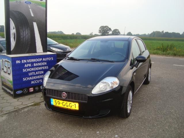 Fiat Grande Punto 1.4 Dynamic 5drs met airco cruiscontrole