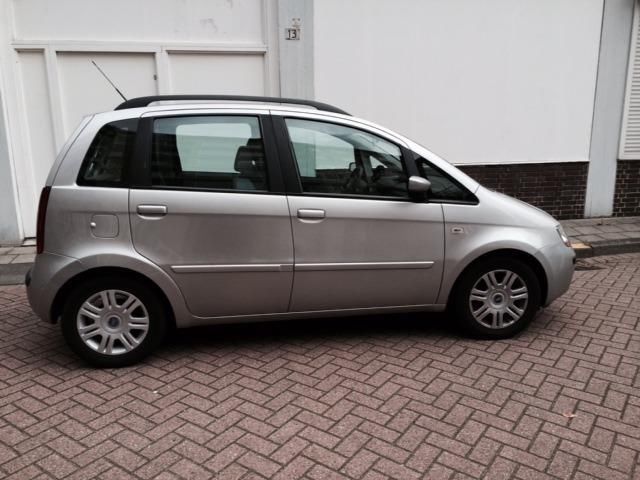 Fiat Idea 1.3 16V JTD AUT 2006 Grijs