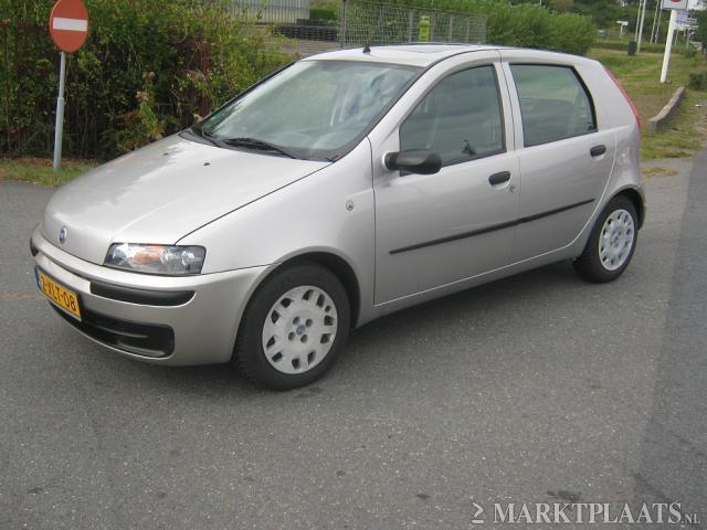 Fiat Punto 1.2-16V Dynamic Autom. 