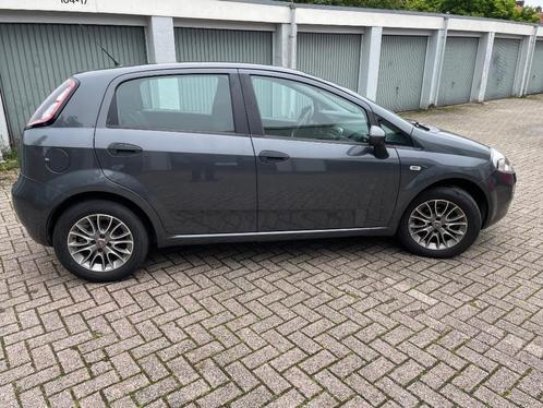 Fiat Punto 1.2 5DR 2012   136700 km Trekhaak APK 03-2025