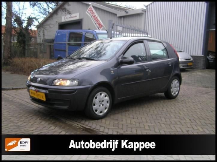 Fiat Punto 1.2 5drs 111D km nap stuurbekr nieuwe apk