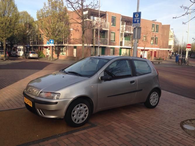 Fiat Punto 1.2 ELX 2000 Grijs