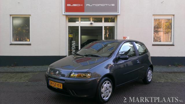 Fiat Punto 1.2 ELX Mooi Auto Weinig km039s APK tm 10-2015 Van 1e Eigenaar