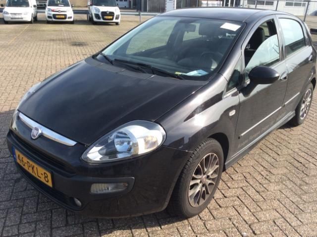 Fiat Punto 1.3 Multijet 62KW 5DR 2011 Zwart