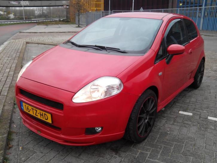 Fiat Punto 1.4 16V SPORT bj 2007 Rood APK 2017