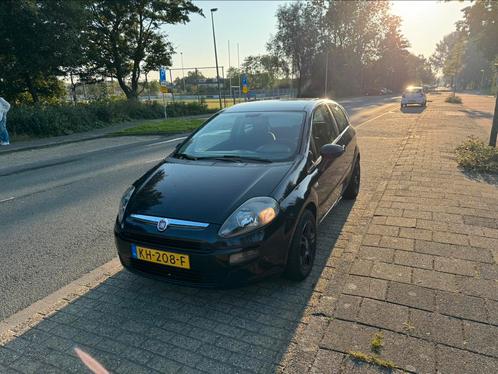 Fiat Punto 1.4 3DR 2011 Blauw NIEUWE APK