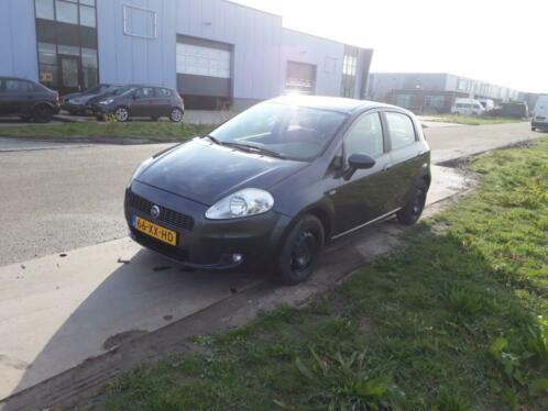 Fiat Punto 1.4 5DR 2007 Grijs