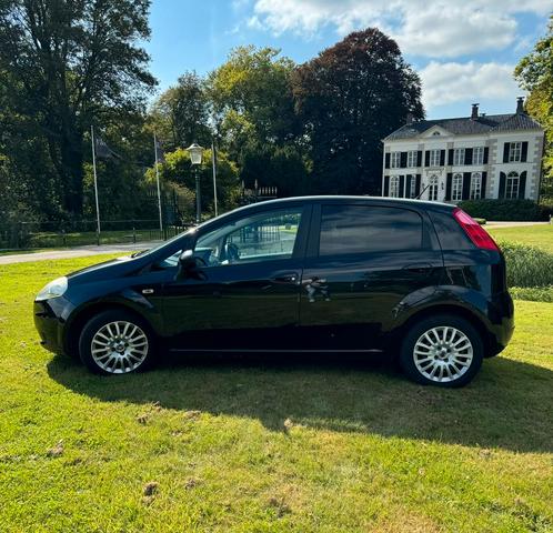 Fiat Punto 1.4 5DR 2009 Zwart