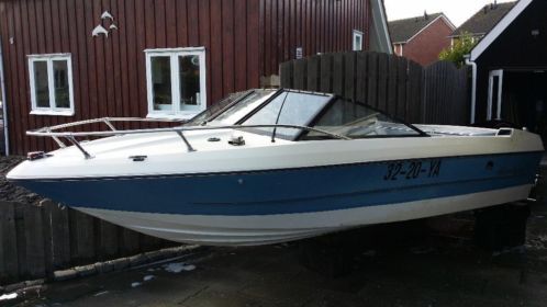fiberform speedboot met 140 pk mercruiser