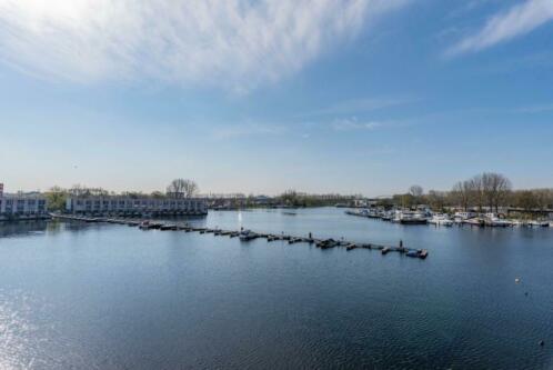 Fijne en veilige ligplaats voor boot in Weesp te huur