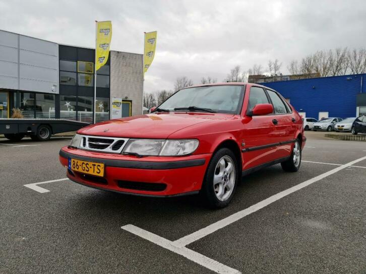 Fijne Saab 9-3 2.0 T AUT 2001 Rood