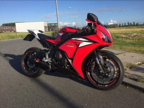 Fireblade 2012 abs pc5 full akra