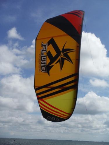 Fluid AIR 17m kite - 2014