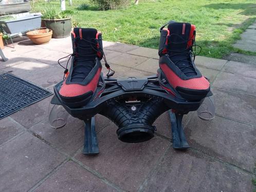 flyboard met u-pipe met dual swivel koppelingen