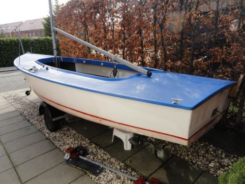 flying arrow spanker met gegalv. fabriekstrailer igst.