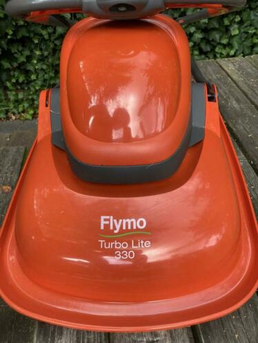 Flymo Turbo Lite 330