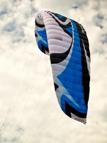 Flysurfer occasions bij VliegersampCo update 11 januari 2016