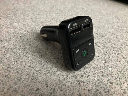 FM Transmitter oplader met Bluetooth usb mp3 voor in de auto