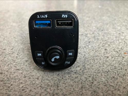 FM Transmitter oplader met Bluetooth usb voor in de auto