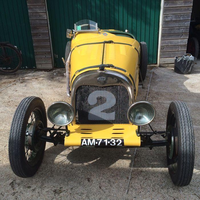 Ford A Model Speedster - 1929