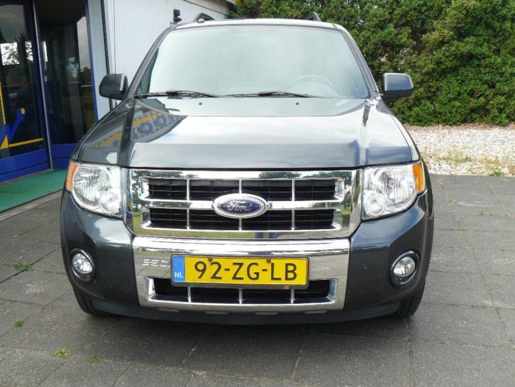 Ford Escape 3.0 V6 2008 Zwart 4 wheel Drive Automaat 200PK