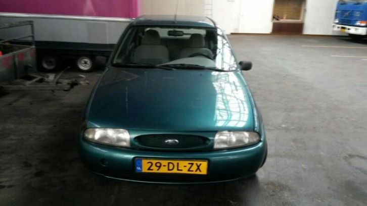 Ford Fiesta 1.25 I 5DR 1999 Groen apk 25-09-2015