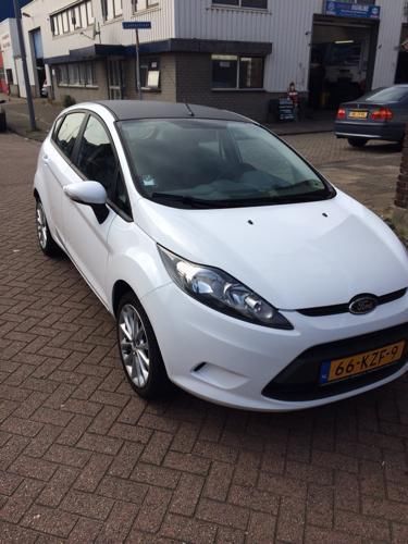 Ford Fiesta 1.25 Titanium 5D 82 PK