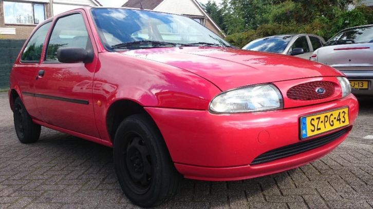 Ford Fiesta 1.3 I 3DR 1998 Rood
