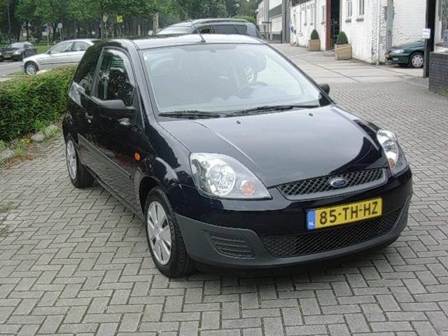 Ford Fiesta 1.3 style 51kW (bj 2006)