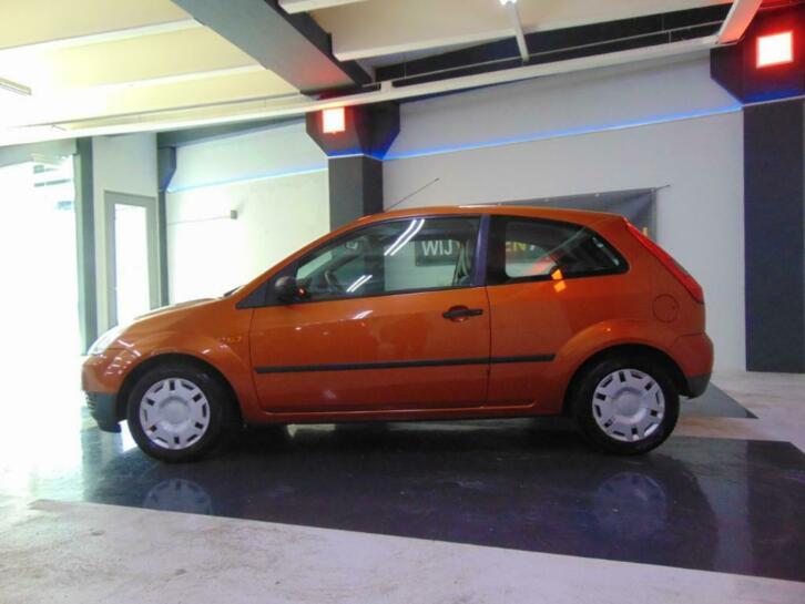 Ford Fiesta 1.4 16V 3DR 2003 Bruin